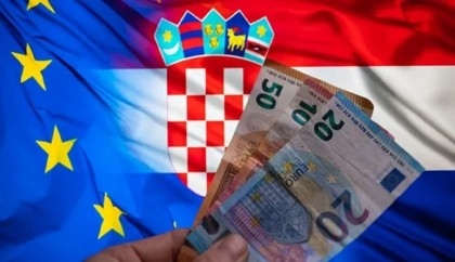 Croatia enters eurozone, Schengen area