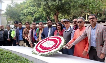 New JPC committee pays homage to Bangabandhu at Tungipara