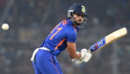 India's Iyer ruled out of New Zealand ODIs with back injury
