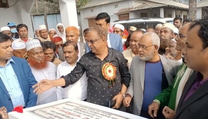 Khalid lays foundation stone of model mosque in Muktagacha