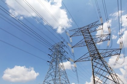 Adani starts supplying electricity