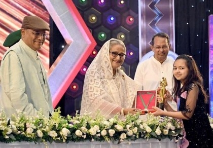 PM hands over Nat’l Film Awards to 35 recipients