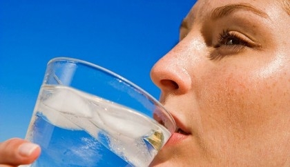 Drinking excessive water can make your skin clear