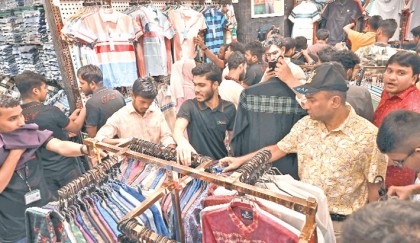 Eid Shopping: Light fabrics, colourful clothes in high demand