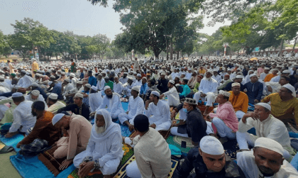 Country’s largest Eid congregation held at Sholakia