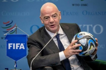 FIFA threatens European TV blackout of Women's World Cup