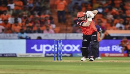 Samad hits last-ball six after no ball in IPL thriller