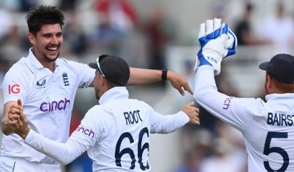 England beat Ireland by 10 wickets in lone Test