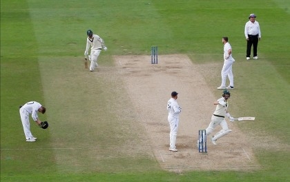 Australia, England fined for slow Ashes over rates