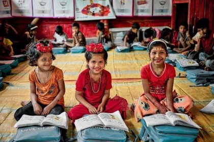 Record 300,000 Rohingya children attend first day of school
