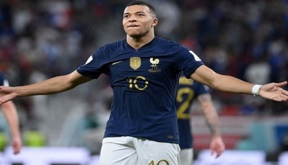 Mbappe contract dispute overshadows start of Ligue 1 season