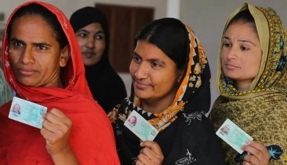 Pakistan: Election delayed in latest political crisis
