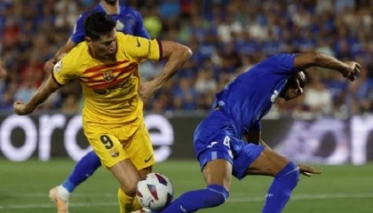 Getafe frustrate Barca as both sides see red in goalless draw
