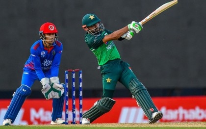 Rizwan and Azam guide Pakistan to 268-8 in third ODI