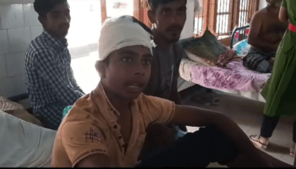 10 hurt in clash at Faridpur Bangabandhu Medical Hospital
