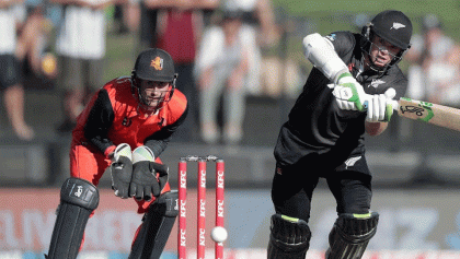 Netherlands bowl first against New Zealand