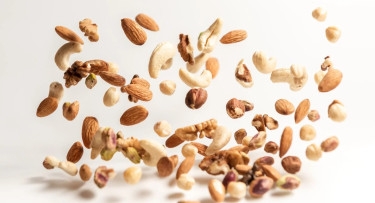 These Are the 7 Healthiest Nuts You Can Eat, According to Experts