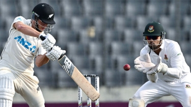 New Zealand beat Bangladesh by four wickets in second Test