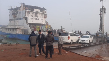 Daulatdia-Paturia ferry services resume after 6 hours