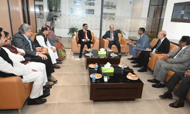 AL holds meeting with Commonwealth observer group
