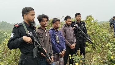 ARSA Gun Group commander among three arrested in Cox's Bazar