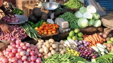 Extortion squeezes vegetable buyers
