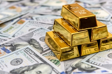 Gold outstripping greenback amid de-dollarisation