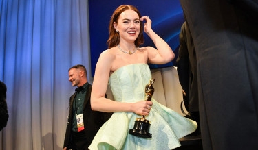 Emma Stone joins two-time Oscar winners' club