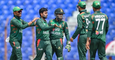 Liyanage's ton guides Sri Lanka to 235 against Bangladesh