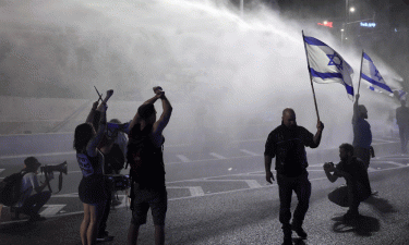 Protests across Israel as hostage families call for parliament rally