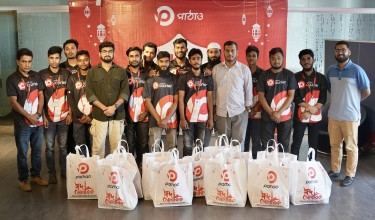 Top Pathao heroes receive Eid gifts from Pathao