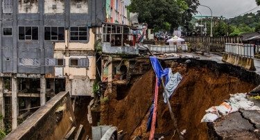 15 dead, two missing after Indonesia landslide