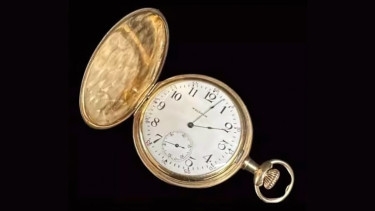 Watch of richest Titanic passenger sells for £1.17m
