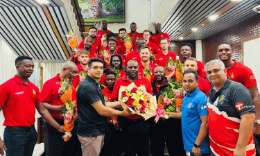 Zimbabwe cricketers arrive in Dhaka for 5-match T20I series