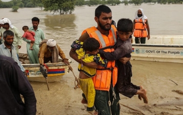 Pakistan records 'wettest April' in more than 60 years