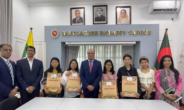 Ambassador welcomes Myanmar students pursuing studies in Bangladesh