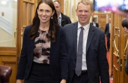 Jacinda Ardern replaced as New Zealand PM at official ceremony