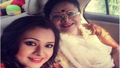 Noted dancer, actor Zeenat Barkatullah in ICU