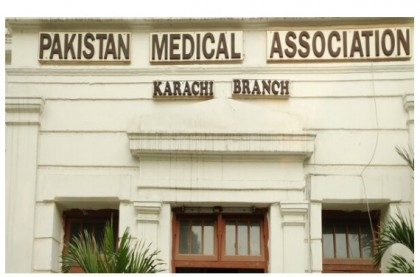 Pak economic meltdown results in shortage of life-saving medicines