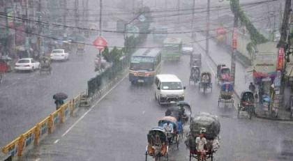 Dhaka commuters suffer amid heavy traffic gridlock after light rain
