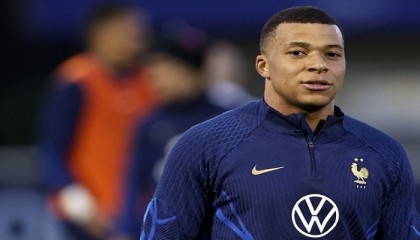 France begin new era with Mbappe as captain