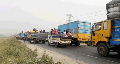 8km tailback on Dhaka-Tangail-Bangbandhu Bridge highway