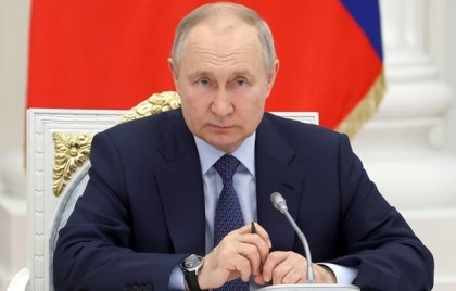 Putin confident of Russia's 'bright future'

