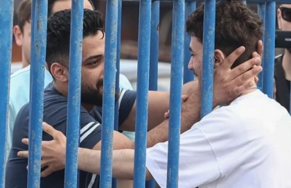 Greece boat disaster: Up to 500 people still missing says UN

