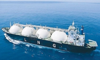 Govt to procure 67.20 lakh MMBtu LNG, 95,000 MTs fertilizer

