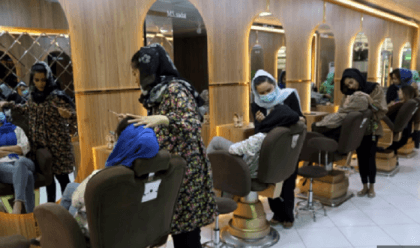 Afghan women protest against beauty parlour ban