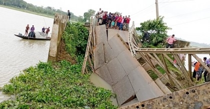 Driver, helper missing after Sunamganj bridge collapse 