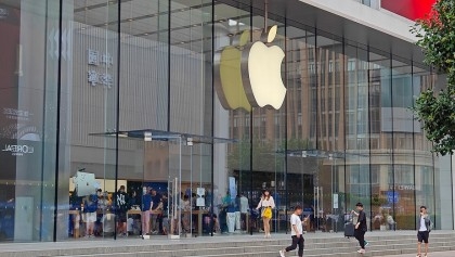 Apple shares fall on reports of China iPhone restrictions