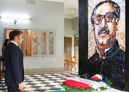 Macron visits Bangabandhu Museum