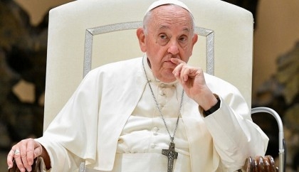 Pope Francis arrives in France's Marseille for two-day trip